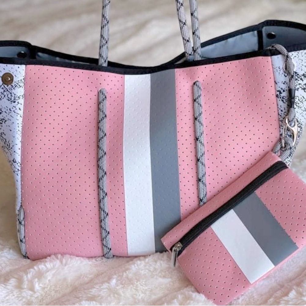 💥 BOGO 💥 NEW Convertible Neoprene Tote Bag Pink & gray snake
